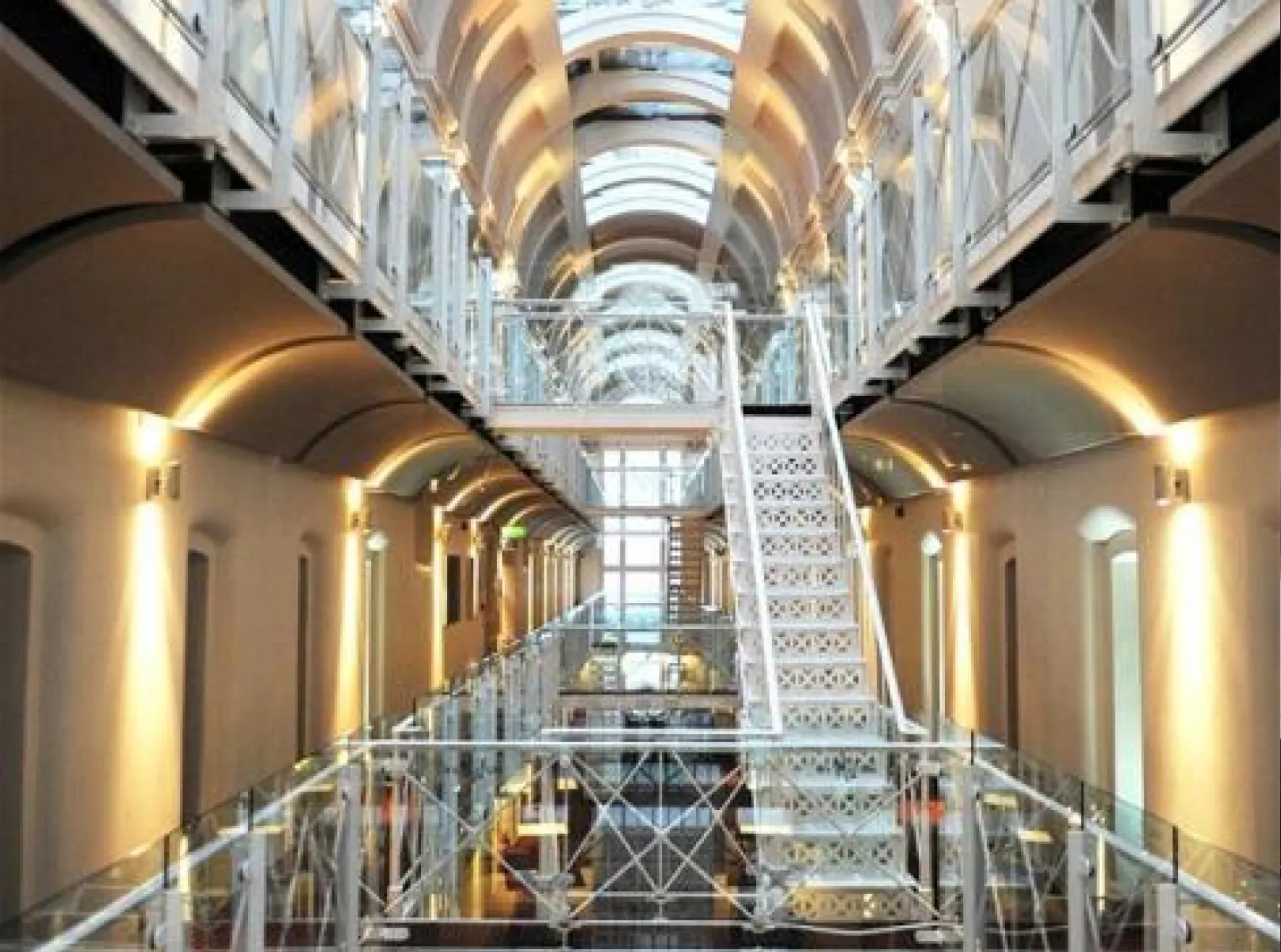 oxford-prison-img-06